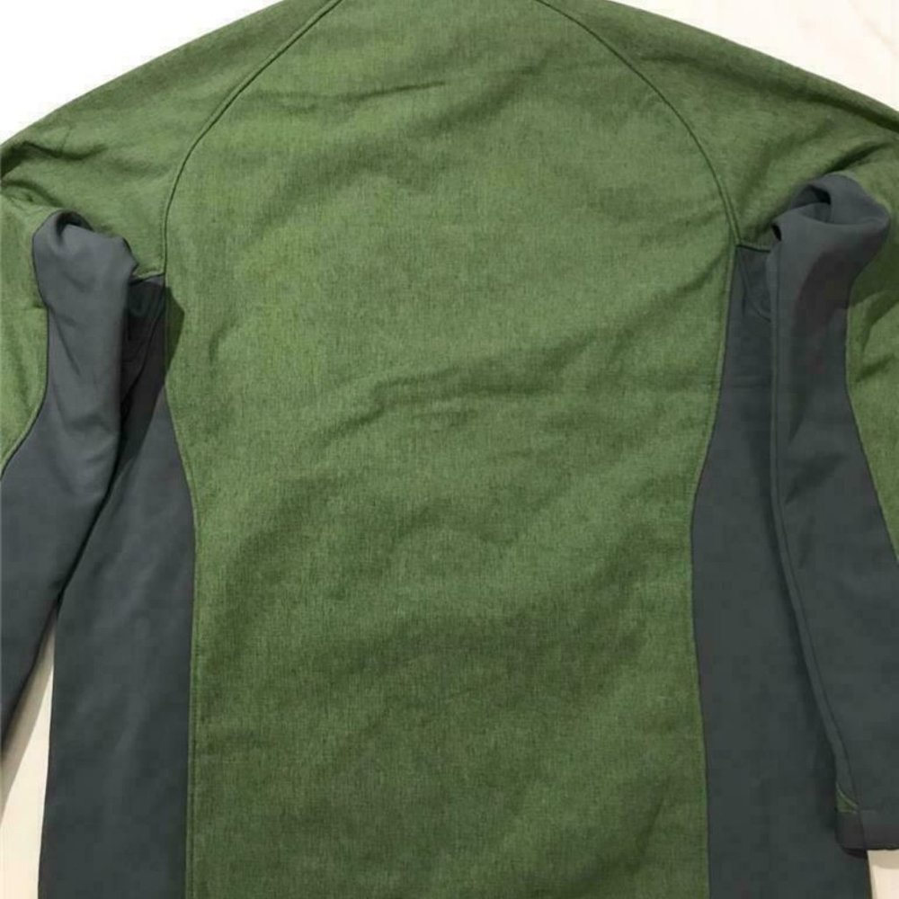 Men's Kirkland Signature Softshell Waterproof Jack - Picture 3 of 5